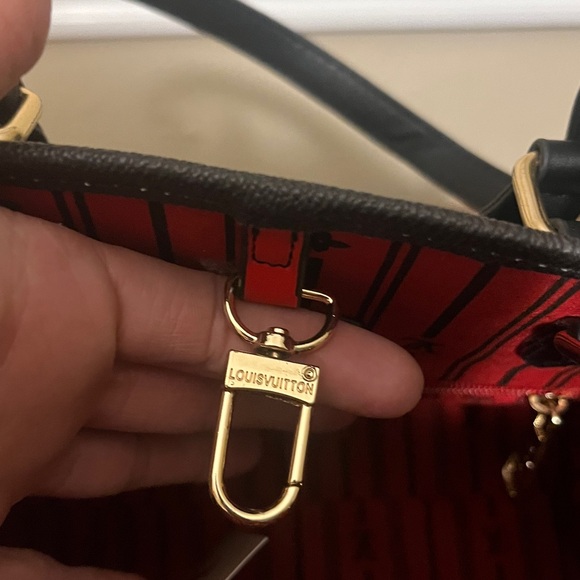 Inspired Monogram Black and White Tote - Picture 15 of 16